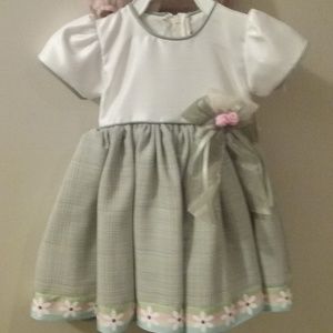 beautiful hand made baby dress sz 9m like new